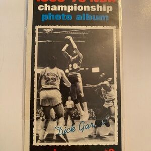 Topps Basketball Card